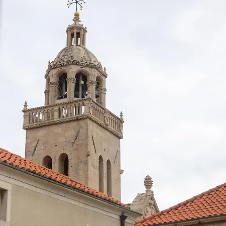 Daire Charming Retreat In Old Town *