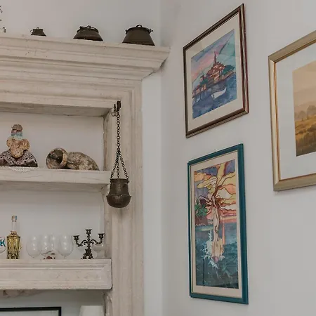 Lejlighed Charming Retreat In Old Town *